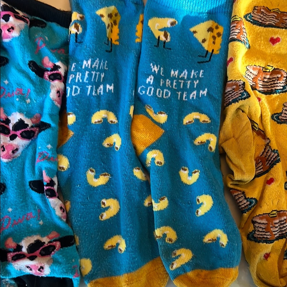 Colorful Patterned Socks Set - Picture 4 of 6
